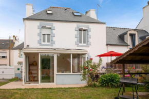 LocaLise - M26B - Les Belles Âmes - Maison rénovée avec jardin entièrement clos - place de parking sur le terrain - wifi inclus - draps inclus - animaux bienvenus